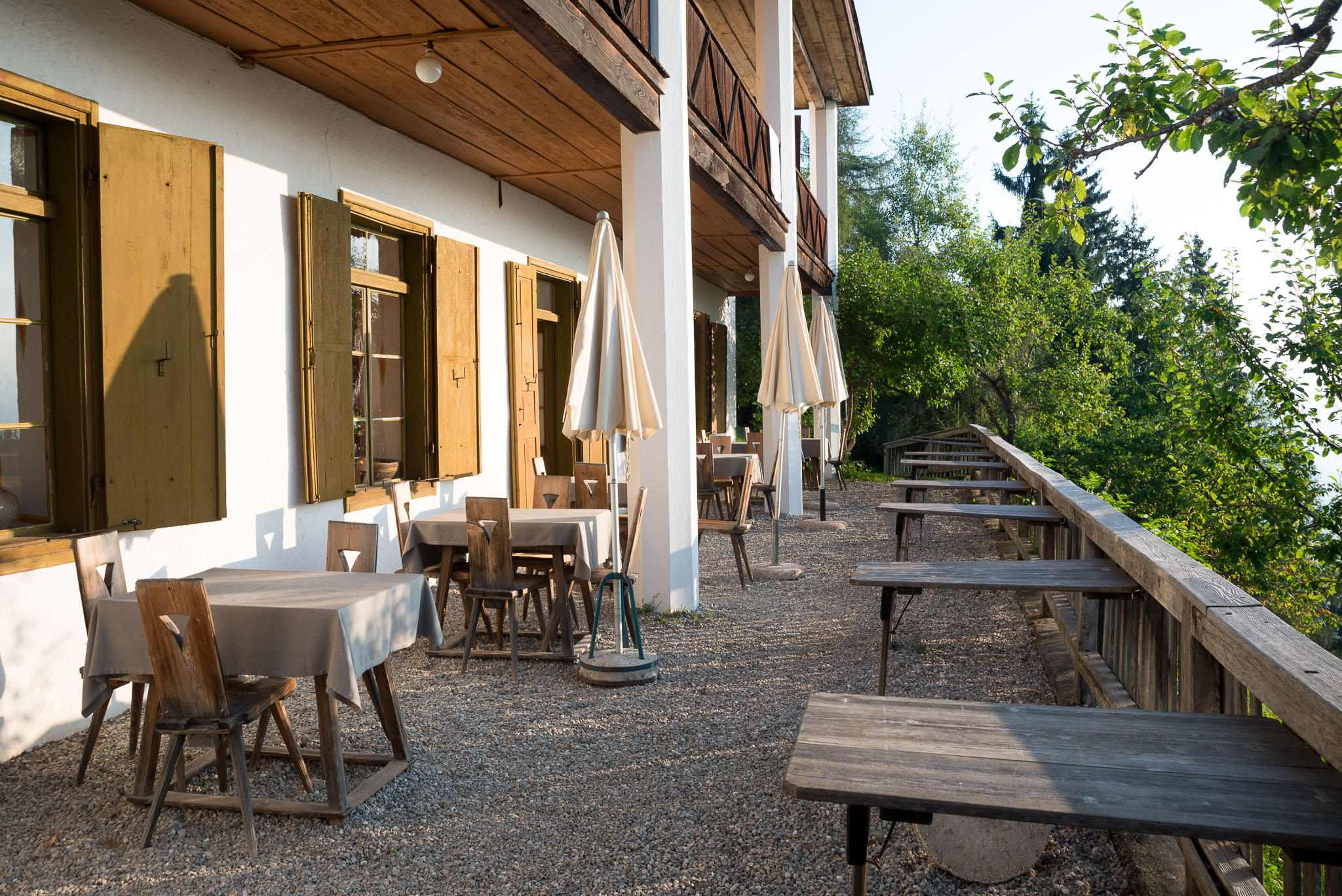 Frühmorgens auf der Terrasse